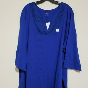 New Catherine's 3/4 sleeve top
